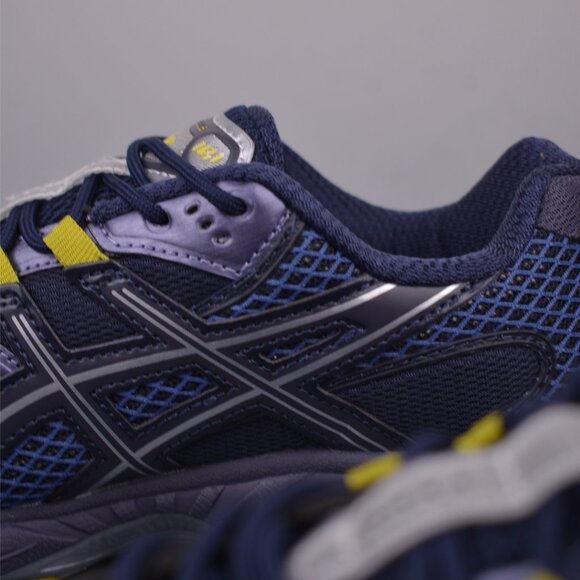 Light sports casual shoes